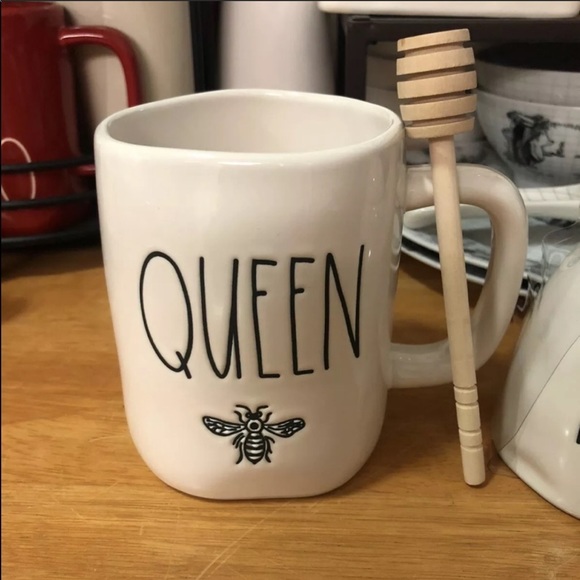 🐝🐝New QUEEN BEE Mug Honey Pot & Wooden Spoon🐝🐝 - Picture 2 of 3